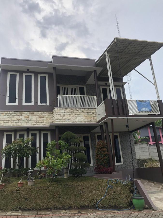 Villa Kusuma Hill A8 Batu  Exterior foto
