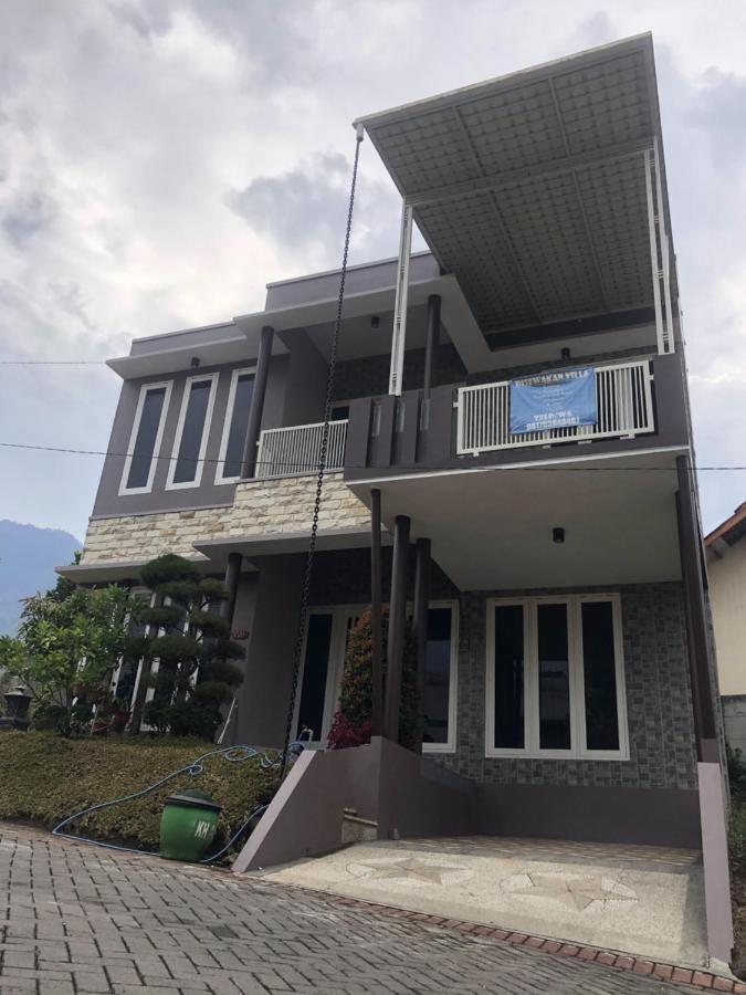 Villa Kusuma Hill A8 Batu  Exterior foto