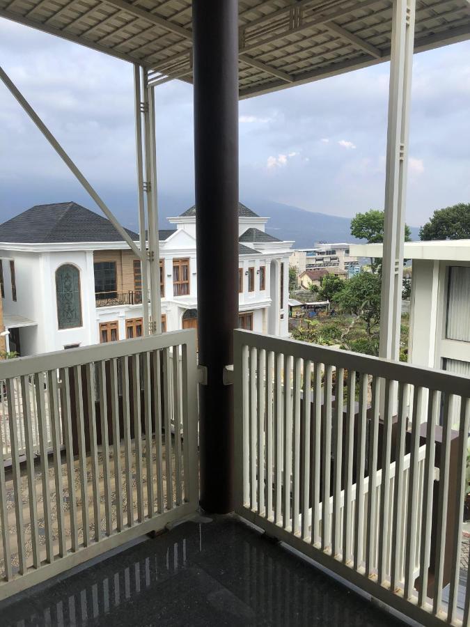 Villa Kusuma Hill A8 Batu  Exterior foto