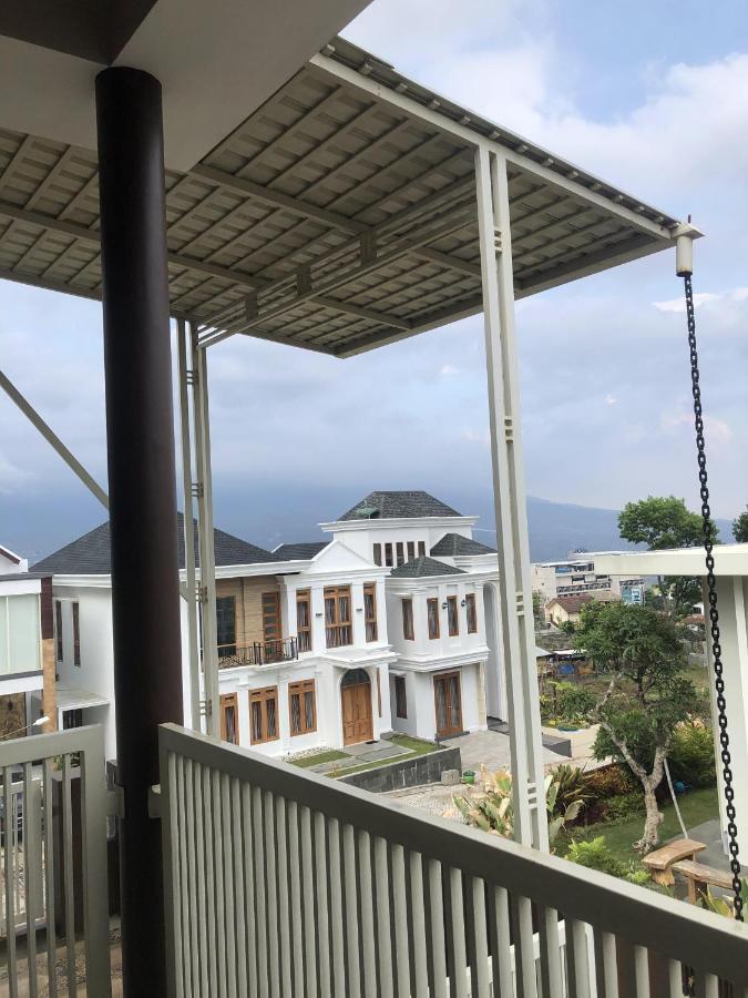 Villa Kusuma Hill A8 Batu  Exterior foto